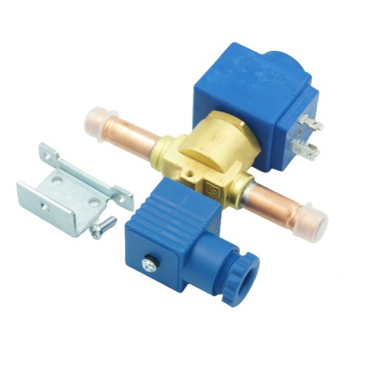 Zawór elektromagnetyczny Castel 1068/3 • lutowany • 3/8" • z cewką 230V • z wtyczką 9150/R02